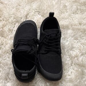 Black Men's Sneakers